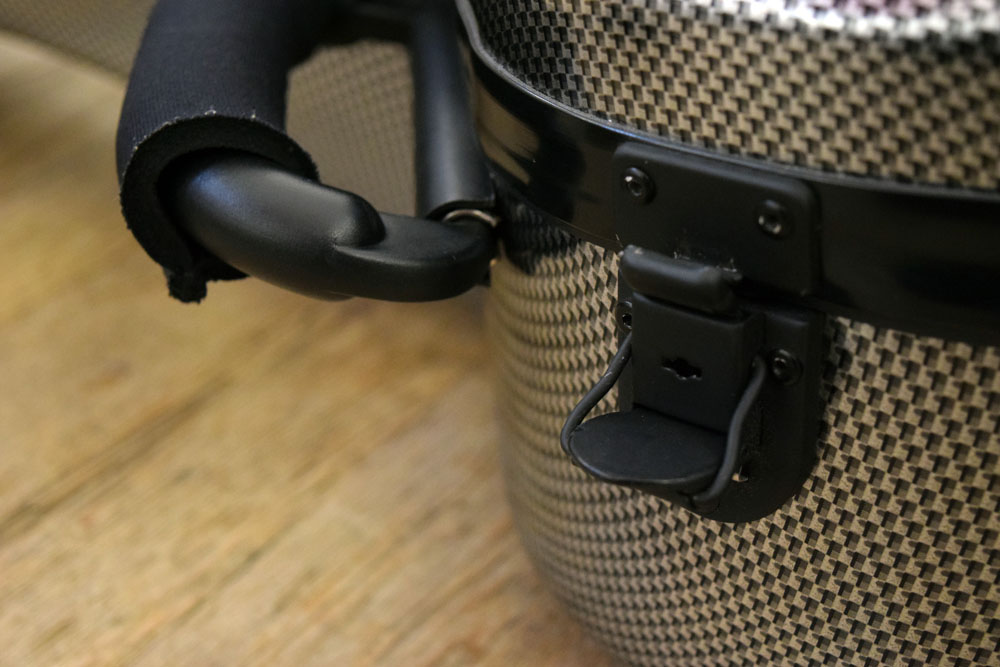 BAM guitar case review